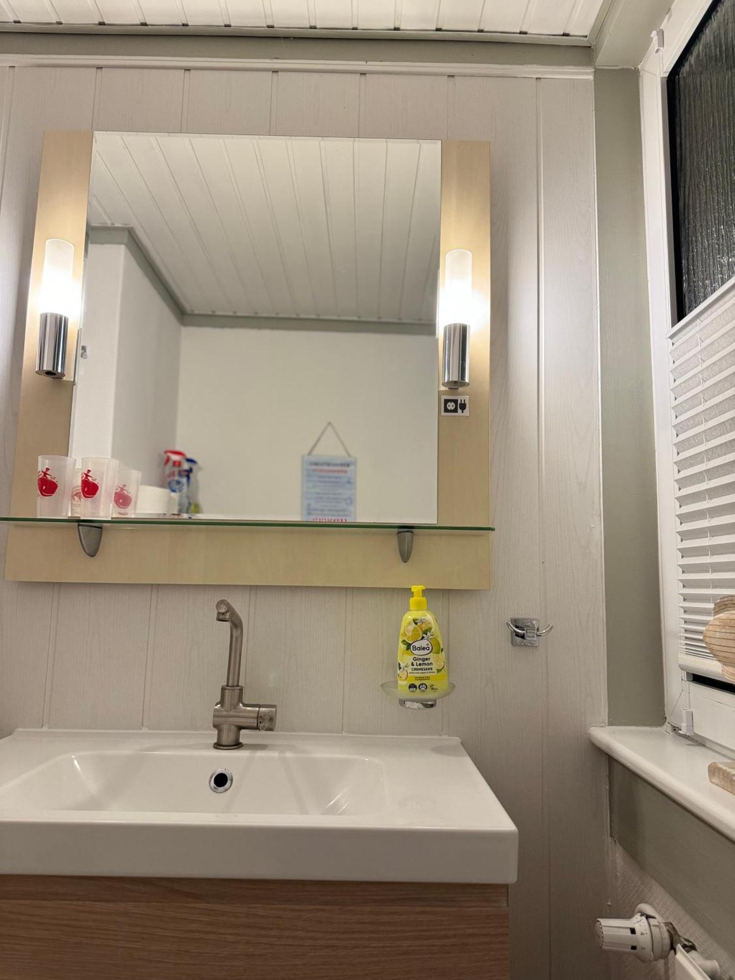 Kleine Ella Pellworm Apartment Luaran gambar